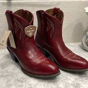 Ariat Cowgirl Western Booties Women's Darlin 8B